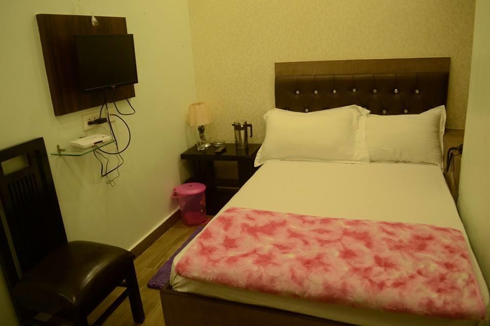 Hotel Mmk Kanpur Exteriör bild