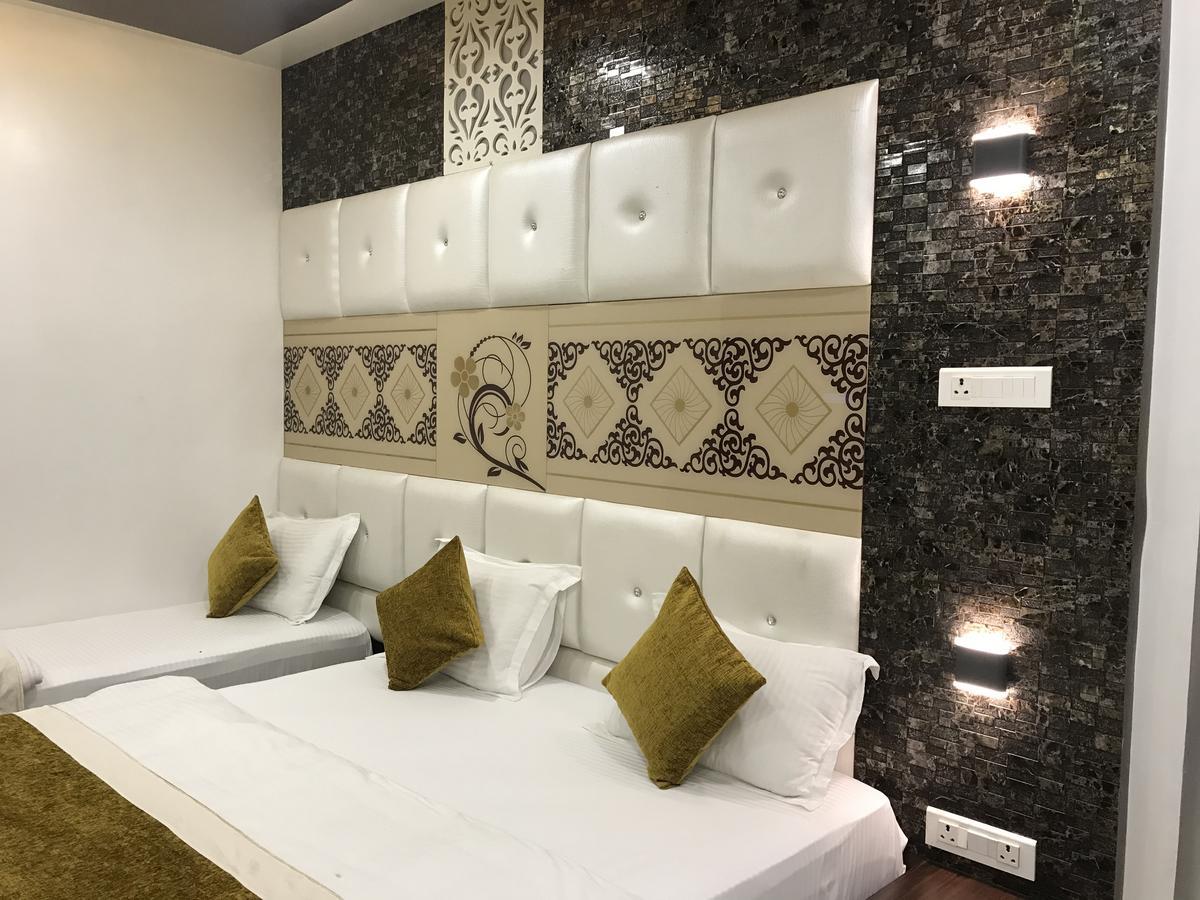 Hotel Mmk Kanpur Exteriör bild