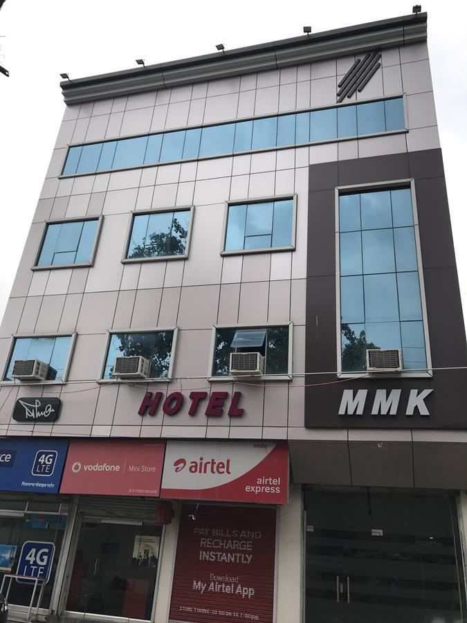 Hotel Mmk Kanpur Exteriör bild